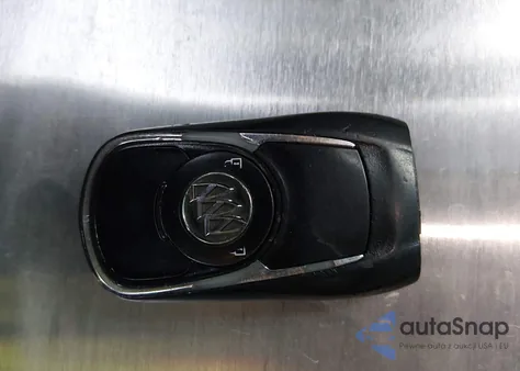 2018 Buick Regal Sportback Preferred z USA, uszkodzony, nr VIN W04GL6SX7J1130592